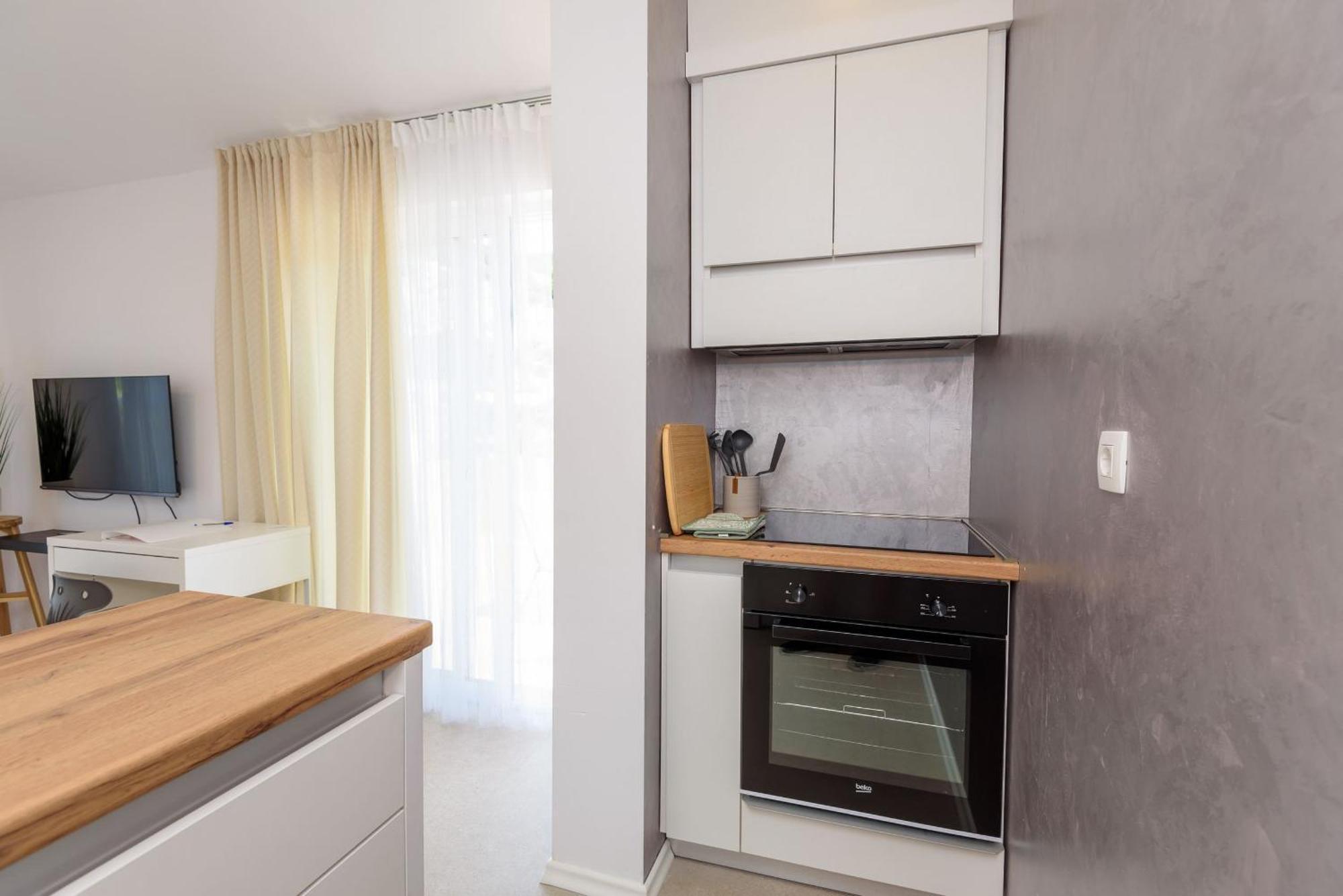 Apartmani Mostina Near River プロチェ エクステリア 写真